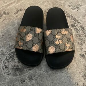 Gucci slides